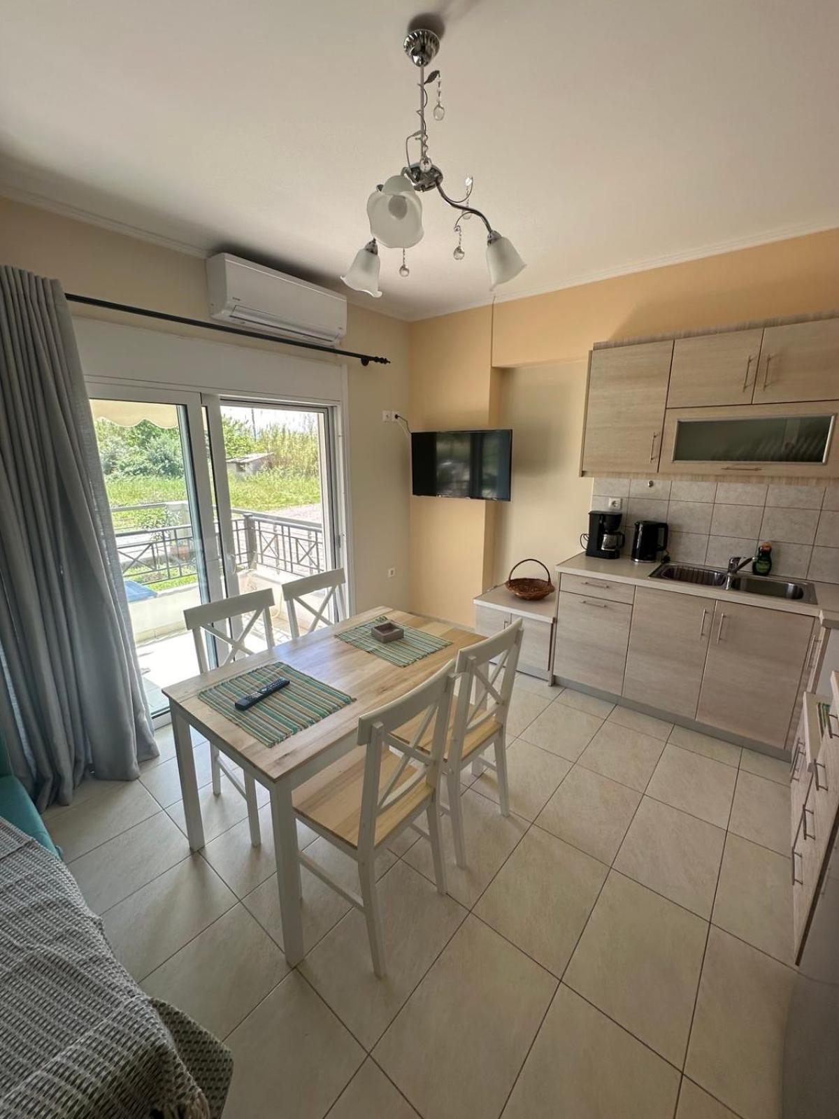 R Apartment Nafpaktos Dış mekan fotoğraf